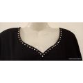 ELEGANT ABAYA WITH SQUARE DIAMONTIES. 