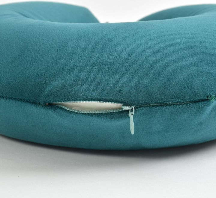 Neck%20Pillow%20for%20Travel,%20with%20Velvet%20Soft%20Washable%20Cover,%20Neck%20Pillow%20for%20Men%20and%20Women.%20-%20Image%203