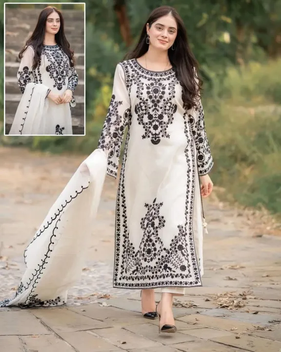 Elara By Diara Couture Women RTW Embroidered Jacquard 3 Piece Suit JK-30 Beige - Eid Collection