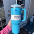 Stanley Quencher H2.0 FlowState™ Tumbler 40oz Iris Blue Sustainable Coffee Mug - Ultimate Hydration & Temperature Control Companion. 
