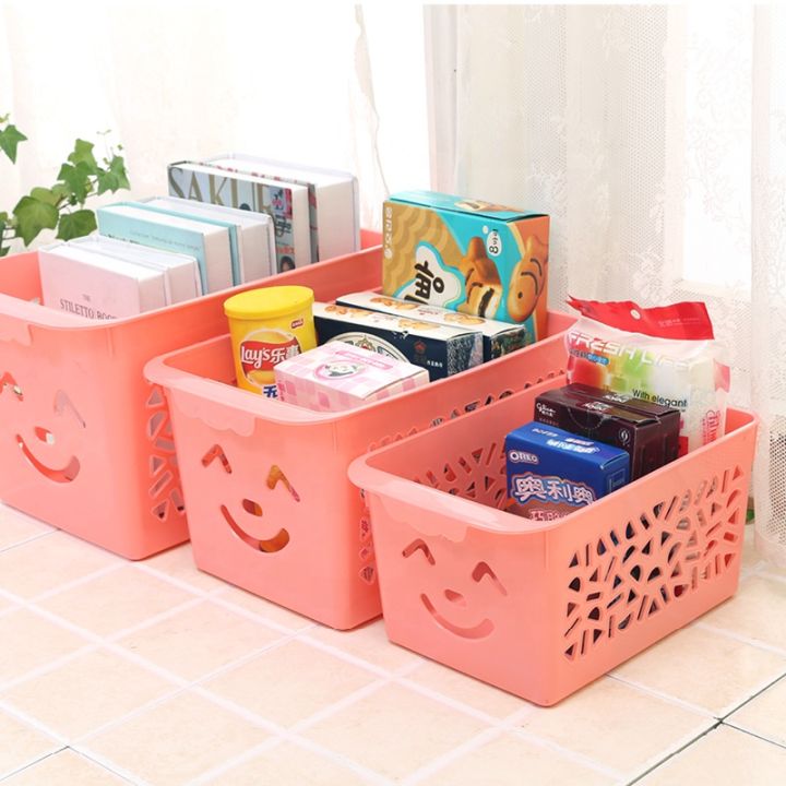 Multipurpose%20Storage%20Plastic%20Fruit%20Basket,%20Rectangular%20Plastic%20Storage%20Basket%20with%20Handle%20-%20Image%207