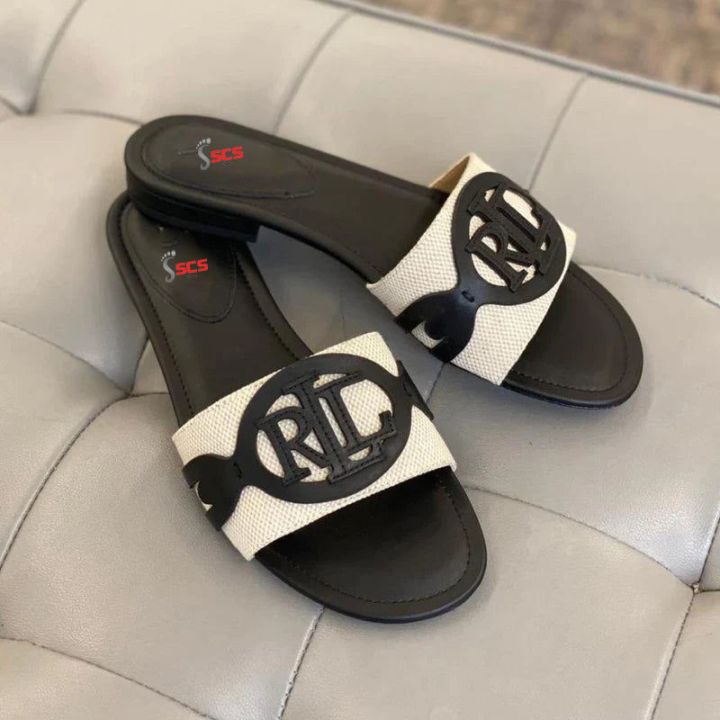 Women Fashion Luxurious Queen Style With Flat Sandals, Slippers ComfortableWomen Fashion Luxurious Queen Style With Flat Sandals, Slippers Comfortable and Stylish for Any Occasion Brown, Black, Green and Stylish for Any Occasion Brown, Black, Green
