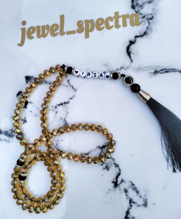 Customize%20your%20name%20on%20Tasbih%20made%20with%20Crystale%20beads%20in%20black%20color/in%20red/handcrafted/100%20beads%20in%20tasbih/premium%20quality%20-%20Image%206