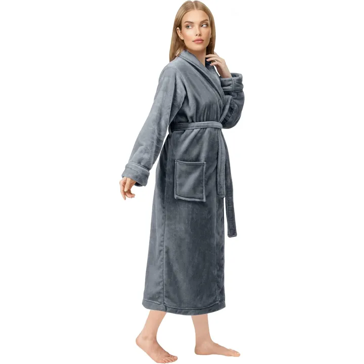 Premium%20Women's%20Plush%20Long%20Bathrobe%20-%20Soft%20Warm%20Fleece%20Robe%20with%20Shawl%20Collar%20for%20Spa%20&%20Home%20-%20Image%205