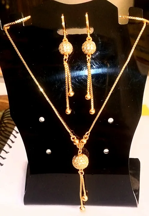 Set%20gold%20platednew%20design%20for%20women%20looking%20gold%20fashionable%20style%20long%20lasting%20polish%20-%20Image%205
