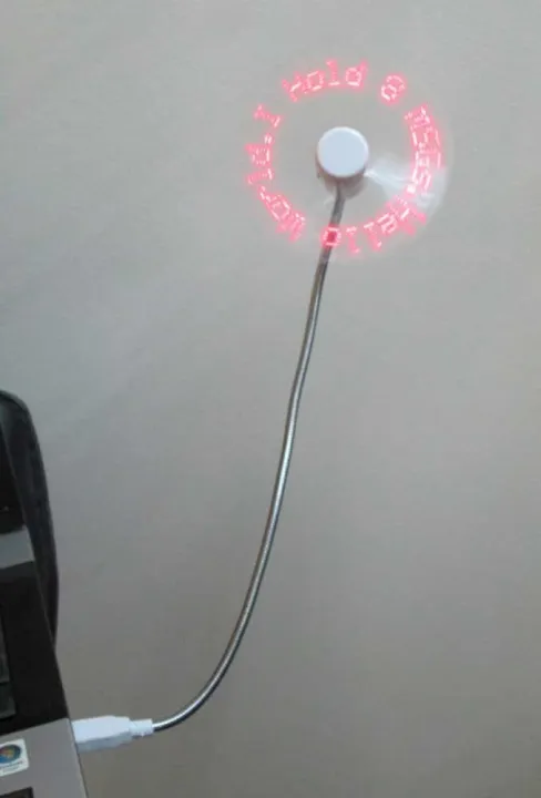 LED%20Programmable%20Message%20Fan%20with%20Customized%20Drawing%20-%20USB%20Powered%20LED%20USB%20Clock%20Fan%20with%20Real%20Time%20Display%20Function,Stocking%20Stuffers%20-%20Image%203