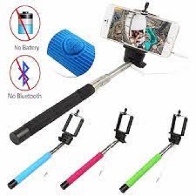 Selfie%20Stick%20For%20Smartphones%20&%20Digital%20Cameras%20-%20Image%203