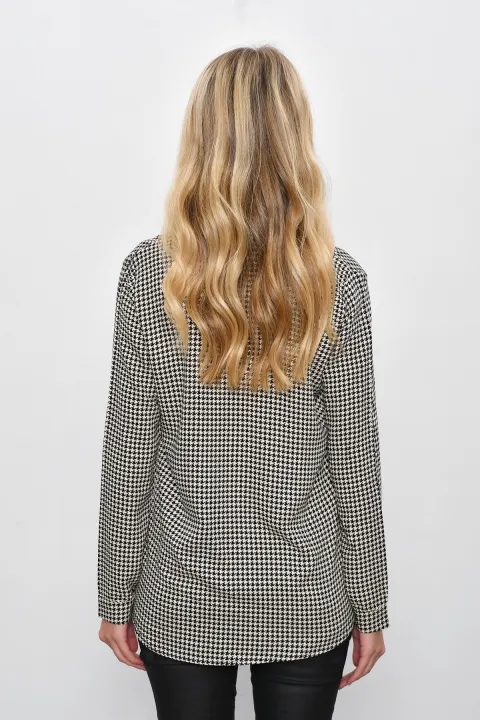 C&S%20Women's%20Ecru-Black%20Crowbar%20Shirt%20K366%20-%20Image%205