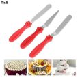Rotating Table + 3 scrapper + 100 Pc piping bags + 3pc Spatula Knife Set + Silicone Brush & Spatula. 
