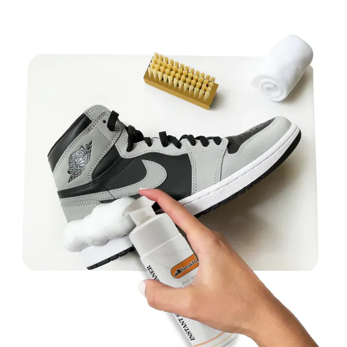 Foam%20Cleaner%20for%20Sneakers%20-%20Best%20Shoe%20Cleaning%20Solution%20with%20Foam%20Technology%20%7C%20Sneaker%20Cleaning%20Kit%20%7C%20Jordan%20and%20Athlete%20Shoes%20Cleaner%20-%20Image%203