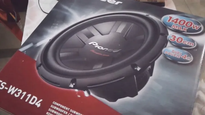 TS-W311D4%20Champion%20Series%2012"%20Dual%204ohm%20Voice%20Coil%20Subwoofer%20(1400%20Watts%20450%20RMS)%20-%20Image%202