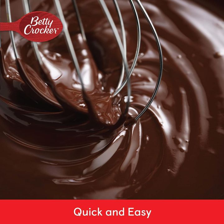Betty%20Crocker%20SuperMoist%20Dark%20Chocolate%20Cake%20Mix,%20500g,%20-%20Image%203
