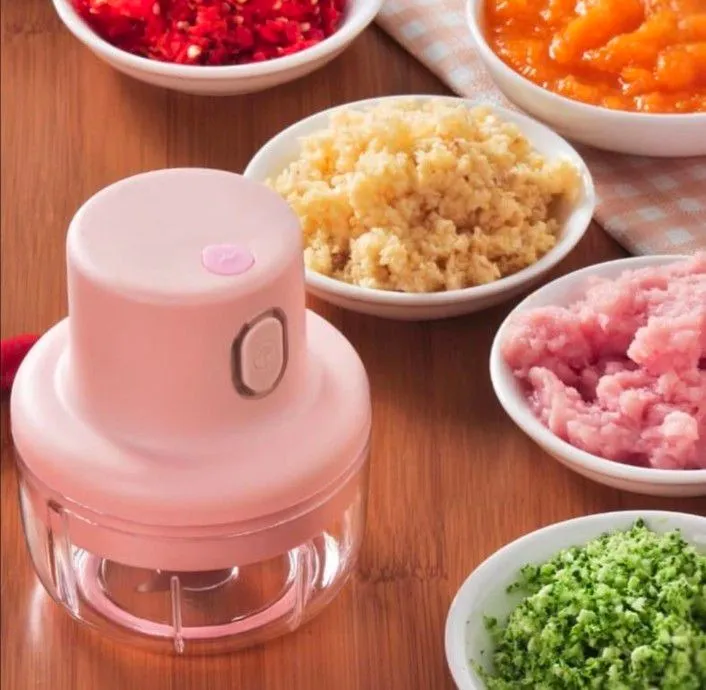 Mini%20Electric%20Food%20Processor%20USB%20Rechargeable%20%E2%80%93%20Portable%20Chopper%20for%20Garlic,%20Onion,%20Ginger%20&%20Spices%20-%20Image%206