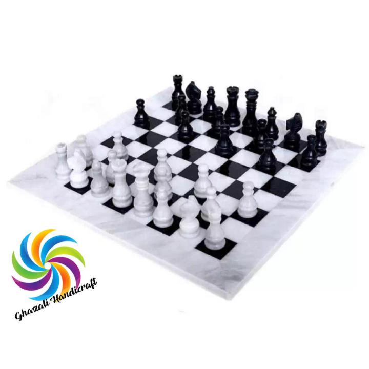 Marble Onyx Chess Set . Handcrafted board game . 32 figures 1 chess board and fancy velvety storage box