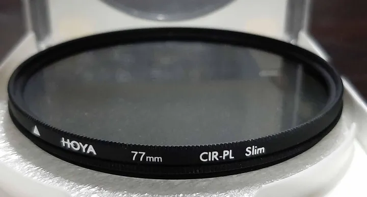 Hoya%2077mm%20Circular%20Polarizer%20Filter%20-%20Image%204