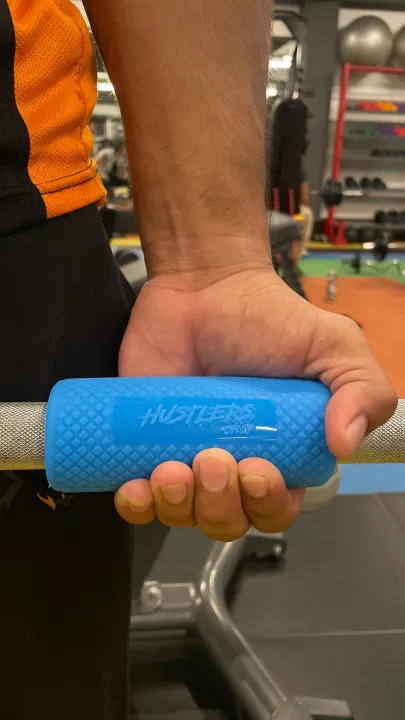 Fat%20Grips%20for%20Barbell%20and%20dumbell,%20Hustlers%20Only%20Fat%20barbell%20grips,%20Thick%20Bar%20Fat%20grip%20for%20Bicep%20Curls,%20triceps%20bodybuilding%20gym%20-%20Image%205