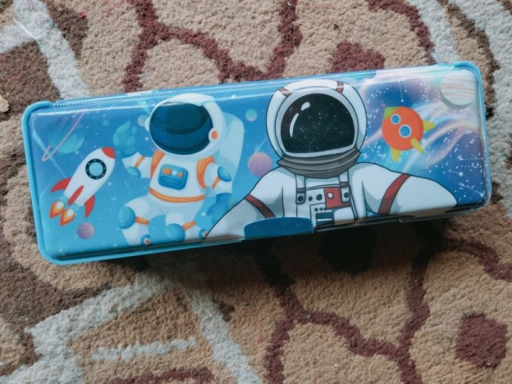 Pencil%20shine%20magnetic%20double%20layer%20geometry%20Box%20for%20girls%20and%20boys/%20Geometry%20Box%20/%20Stationary%20Box%20Pencil%20Case,%20Pencil%20Box,%20Storage%20Box%20for%20School%20Students%20mickey%20mouse,%20princes,%20Frozen%20Kids%20with%20Sharpener%20Economical%20Fine%20Quality%20-%20Image%204