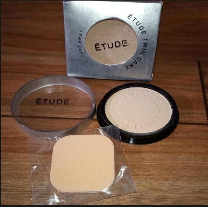 Etude Twin Cake Face Powder Daraz.pk