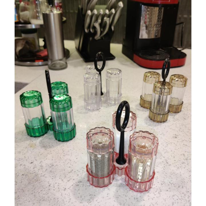&gt;SHAKER SALT,N PEPPER-Namak dani Crystal Acrylic Salt n Pepper Shakers Spices Jar set of 3 with hang stand - Transparent