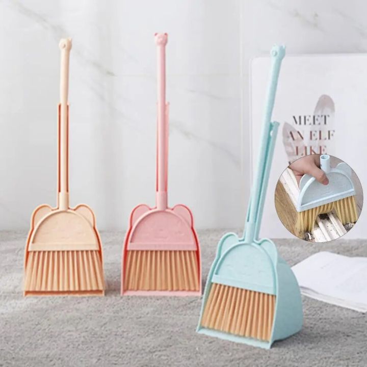Mini%20Broom%20Dustpan%20Children%20Broom%20Dustpan%20Set%20Children's%20Pretend%20Play%20Broom%20Dustpan%20Set%20Mini%20Cartoon%20Helper%20For%20Indoor%20Outdoor%20-%20Image%205