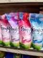 Comfort Fabric softener cleaner 580ml Pouch. 