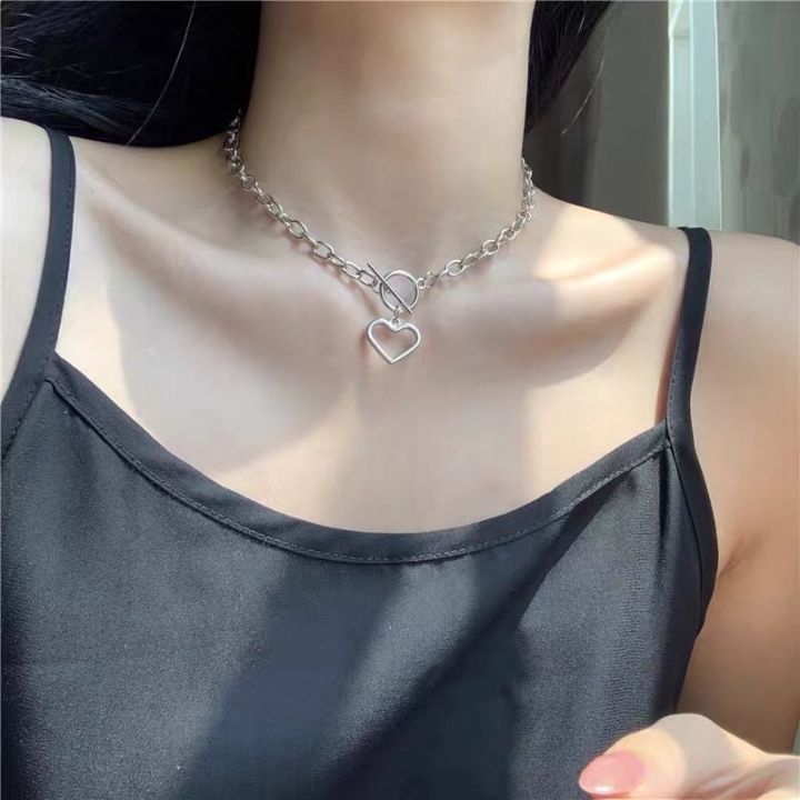 Silver%20Korean%20Jewellery%20Heart%20Choker%20Necklace%20Jewellery%20For%20Girls%20/%20Women%20-%20Korean%20Jewellery%20Necklace%20-%20Image%204