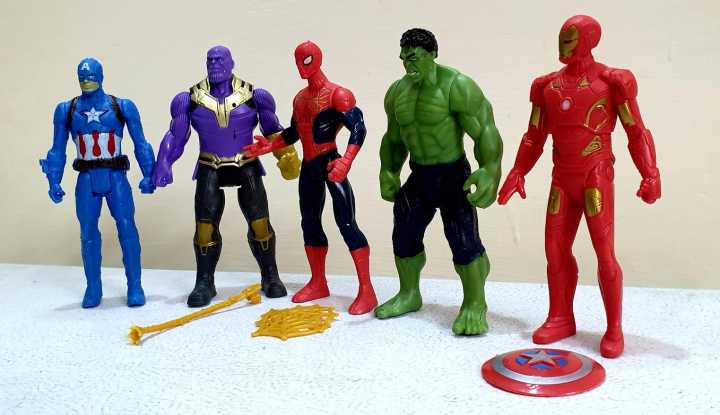 Avengers%20Endgame%20Action%20Figures%20Super%20Heroes%20Spiderman%20Hulk%20Iron%20Man%20Hulk%20Captain%20America-%205%20Figures%20Set%20For%20Kids%20-%20Image%203