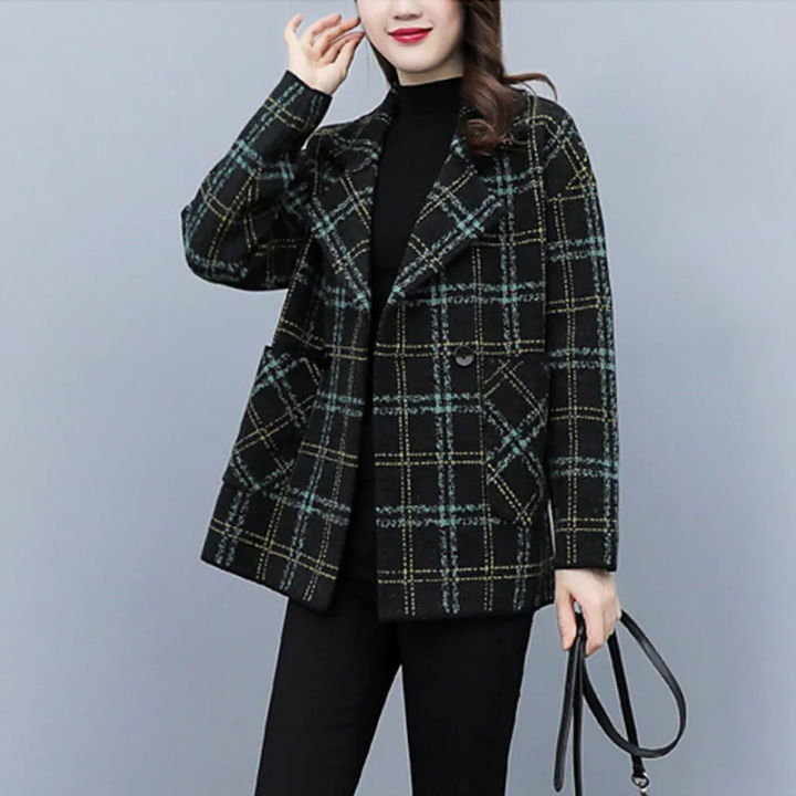 bellylady%20Women%20Short%20Pea%20Coat%20Retro%20Trendy%20Plaid%20Suit%20Collar%20Coat%20Elegant%20Slim%20Fit%20Single-breasted%20Warm%20Jacket%20-%20Image%206