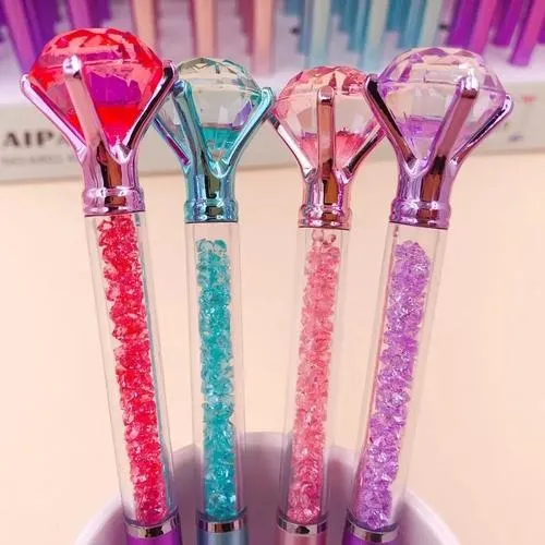 Diamond%20Shaped%20Ball-Point%20Pen%20With%20Unique%20Colors%20-%20Image%203