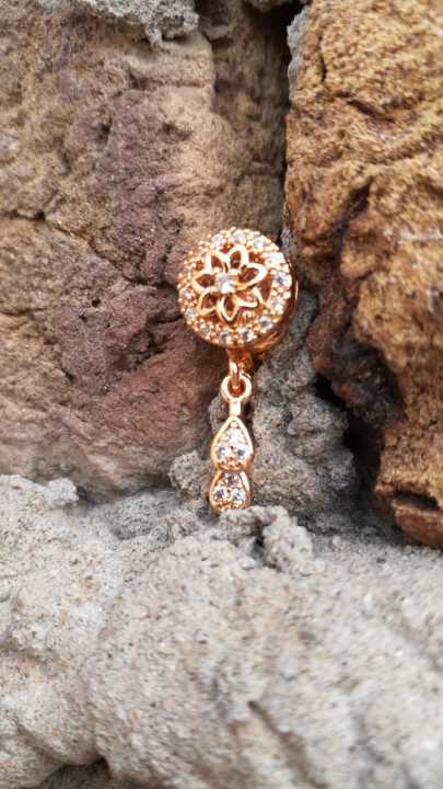 1%20carat%20gold%20earrings%20for%20girls%20and%20women%20-%20Image%205
