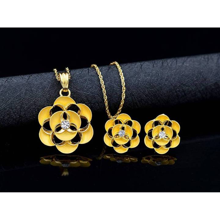 Ladies Gold Plated Ear Rings Set, Jewellery Sets For Women Necklace with Zirconia stone Pendant  Paired with a Couple of Ear Tops.For Party Wedding,Engagement ,anniversary Cubic Zirconia Jewelry Sets