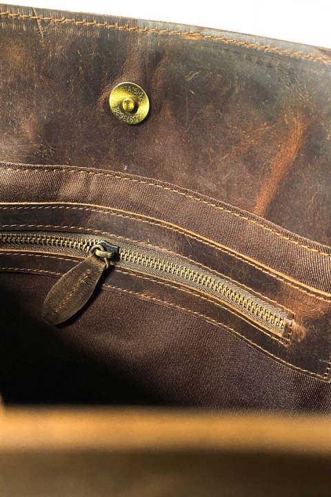 Genuine%20Leather%20Backpack%20for%20Men%20Vintage%2015.6%20Inch%20Laptop%20Bag%20Multi%20Pockets%20Rucksack%20Casual%20Travel%20Daypack%20Brown%20-%20Image%209