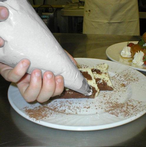 10pcs%20Disposable%20Pastry%20Bag%20Icing%20Piping%20Cake%20Pastry%20Cupcake%20Decor%20Bags%20Fondant%20Cake%20Cream%20Pastry%20Tip%20Baking%20Tools%20-%20Image%204