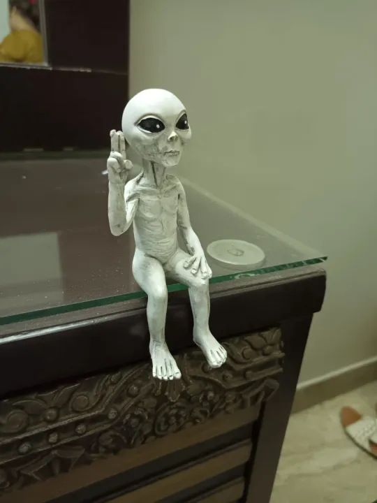 UFO%20Classic%20Alien%20Outer%20Space%20Statue%20Sitting%20Action%20Figure%20Shelf%20Sitter%20Realistic%20Sculpture%20Figurine%20Lawn%20Yard%20Home%20Decor%20Indoor%20Outdoor%20Gaming%20Pc%20Casing%20Computer%20Case%20Room%20Decoration%20-%20Image%208