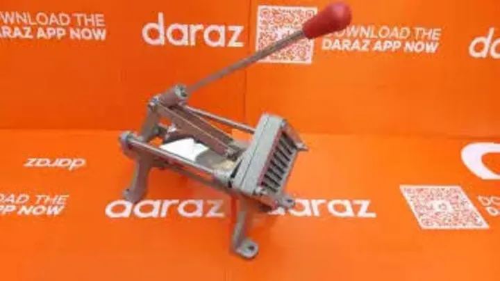 Heavy%20Duty%20Commercial%20Grade%20French%20Fry%20Chips%20Cutter%20Potato%20Slicer%20Sweet%20Potato%20Slicing%20with%20Cutters%20Blade%20for%20Home%20or%20Restaurant%20-%20Image%205