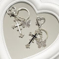 Harajuku Y2k Guitar Love Heart Star Key Chain for Women Sweet Cool Trend Pendant STARLITE. 