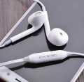 Oppo Handsfree Original 100%  for Android and IOS for gaming, voice calls and music best choice for andriod users. 