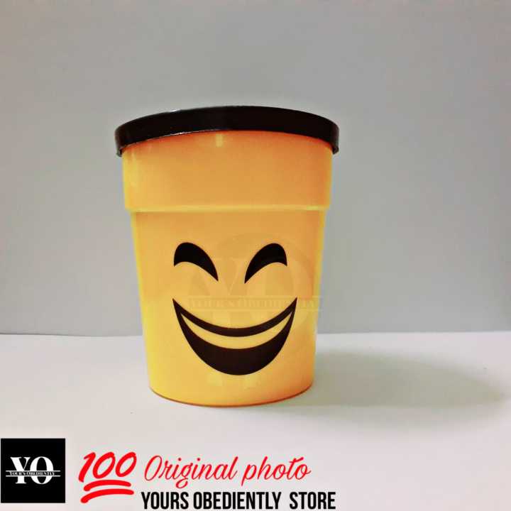 Creative%20emoji%20expression%20Glass%20plastic%20Glass,%20Plastic%20Glass%20with%20Straw,%20Water%20Glass%20Juice%20Cup,%20Disposable%20Plastic%20Juice%20Glass,%20plastic%20Glass%20with%20Straw%20For%20Water%20,Juices,%20New%20Happy%20Emoji%20Glass%201%20pc%20-%20Image%203
