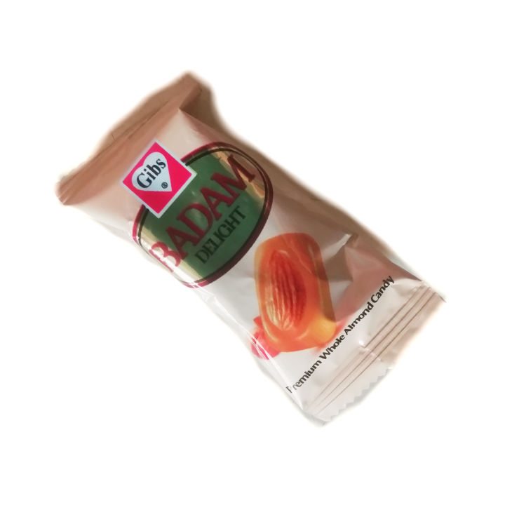 Gibs%20Badam%20Delight%20Premium%20Whole%20Almond%20Candy%20-%2030%20Pcs%20Box%20-%20Image%204