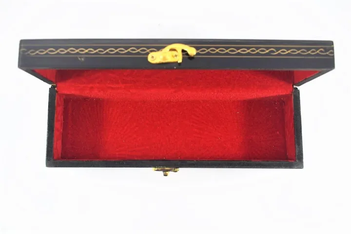 Hand%20Made%20Wooden%20Lacquer%20Art%20Jewelry%20Box%203"%20x%209"%20-%20Image%205