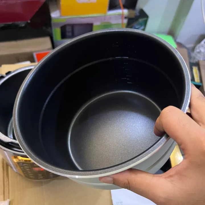 Electric%20pressure%20cooker%20/%20German%20Lot%20Imported%20Pressure%20Cooker%205L%20-%20Image%206