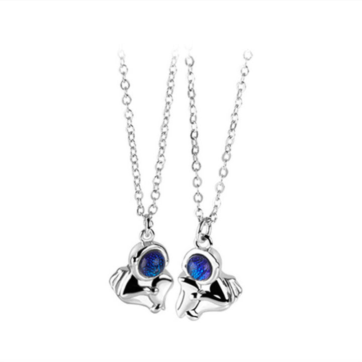 Fashion Magnetic Best Friend Necklaces for 2 Valentine's Day Gift Couple Astronaut Pendant Necklace