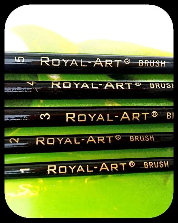 Angular%20Royal%20Art%20Paint%20Brush%20Set%20of%205%20-%20High%20Quality%20Brushes%20-%20Image%206