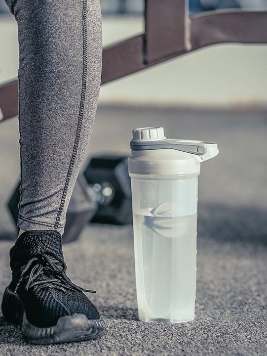 Dream%20Enterprises%20700Ml%20PROTEIN%20SHAKER%20BOTTLE%20SPRING%20BOTTLE%20With%20Handle%20-%20Image%203