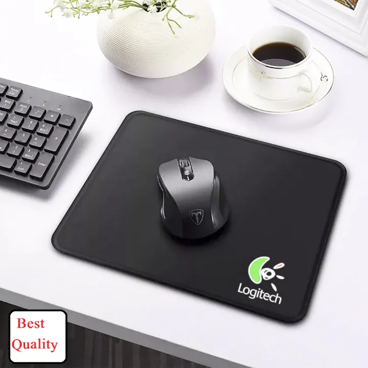 Mouse%20Pad%20Medium%20Size%20For%20Gaming%20Office%20Home%20-%20Image%203