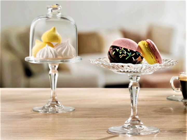 Imported%20Quality%20Mini%20Patisseries%20Cake%20Stand%20Glass%20Plate%20with%20Glass%20Dome%20Cover%20-%20Image%203