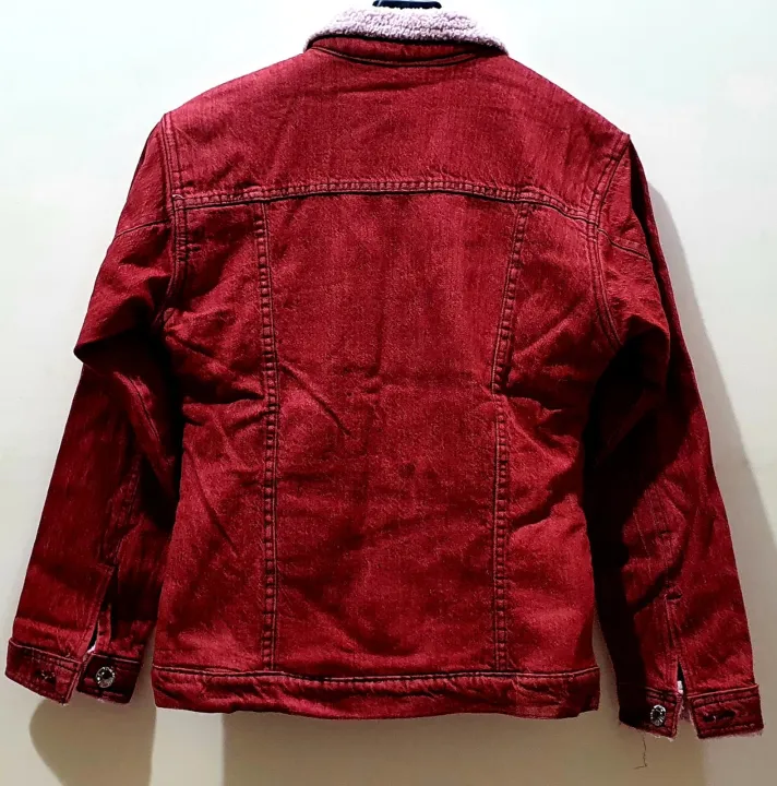 Red%20Denim%20Jacket%20with%20Fur%20For%20Women%20and%20Men%20-%20Image%202