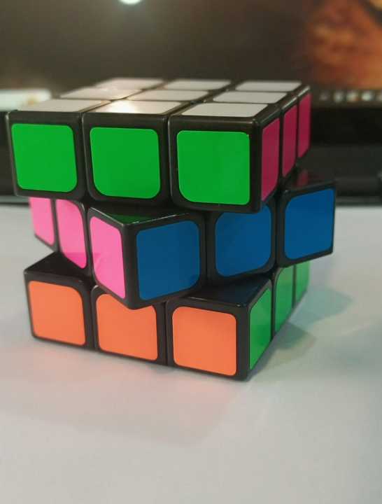 speedy%20rubiks%20cube%203x3x3%20imported%20and%20smooth%20movement%20-%20Image%205