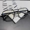 2021 new glasses women's Korean black frame glasses women's anti blue light spectacles frame fashion eyewear. 