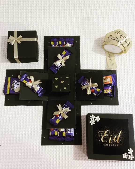 EID%20MUBARAK%20special%20Chocolates%20Gift%20Box,%20EID%20gifts%20,%20Chocolate%20Gift%20box%20including%20CHOCOLATES%20,%20Handmade%20Chocolates%20gift%20box%20for%20your%20BELOVED%20ONES%20%F0%9F%92%95%20-%20Image%203